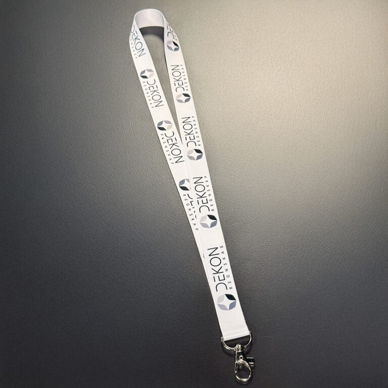 Hvitt nøkkelbånd, lanyard med logo - Dekon Regnskap